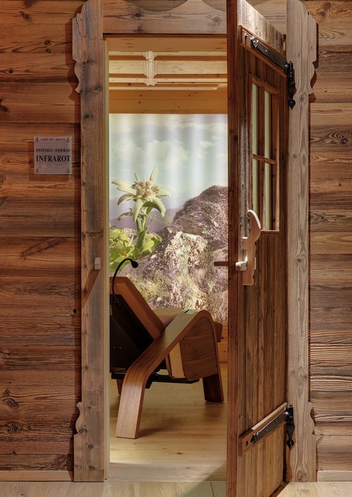 Zirben-Infrarotkabinen